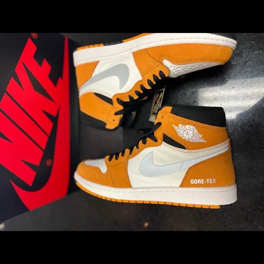 Sz 9.5 Jordan 1 High Og element Sz Various